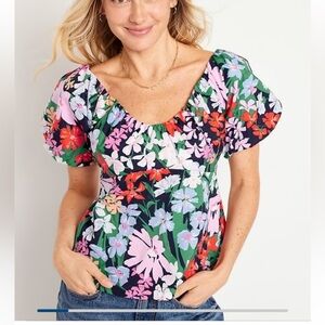 NWT Old Navy Waist Defined V Neck Top